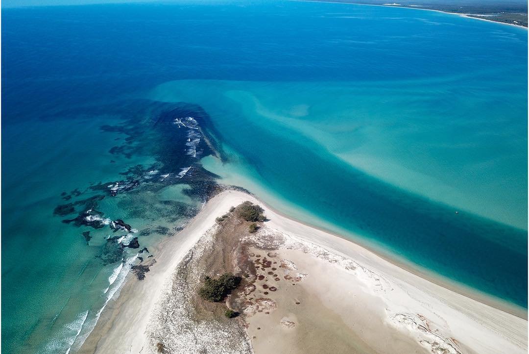 Image of Elliott Heads